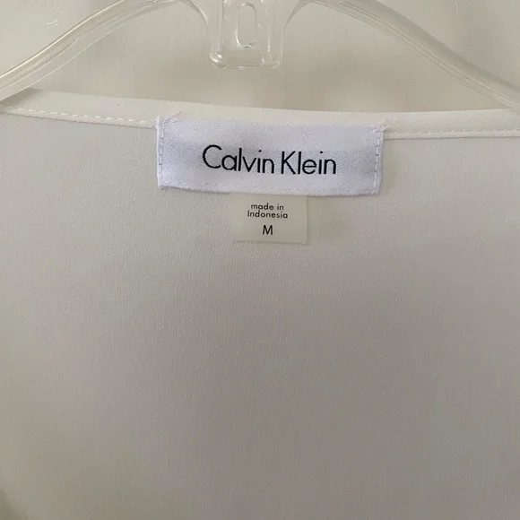 Women's Blouse - Picture 3 of 3